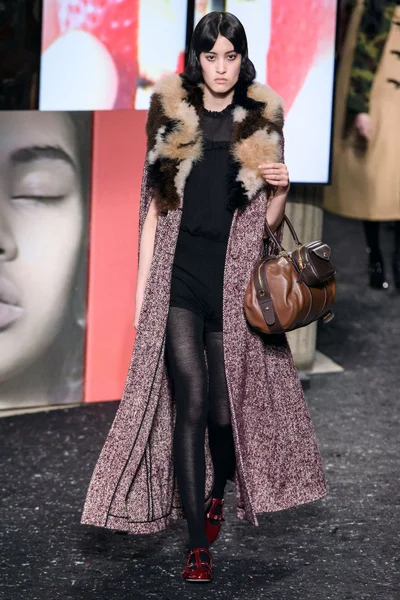 Look 26